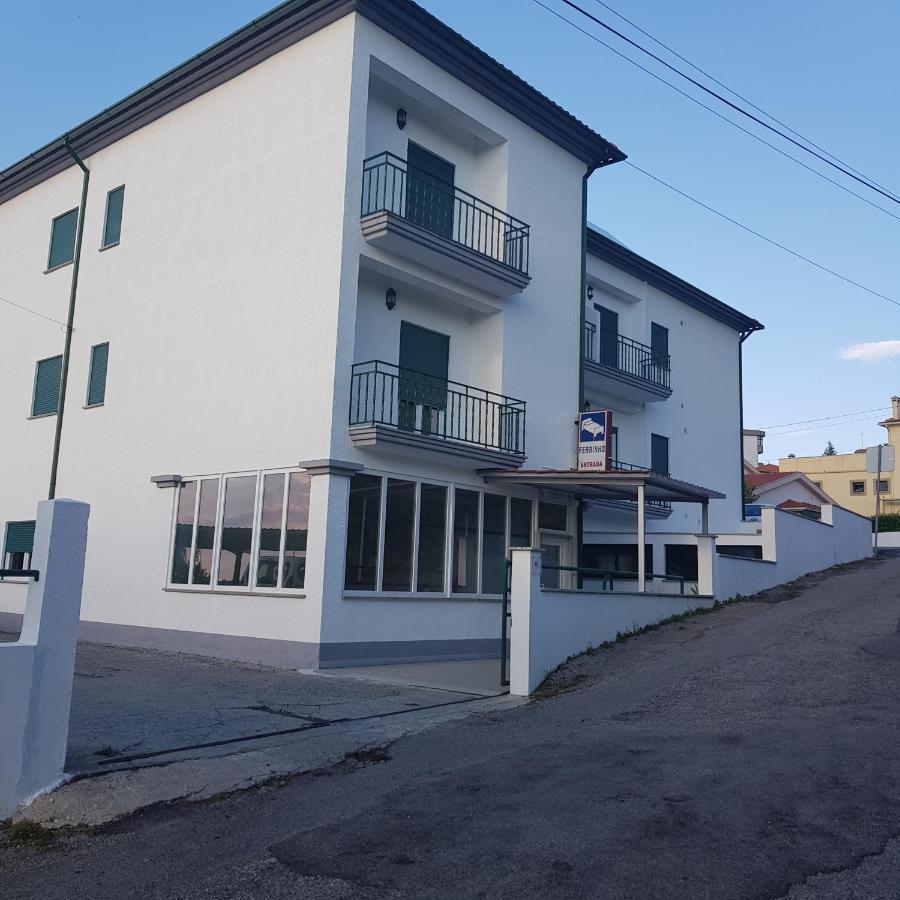 Ferrinho Hotell Guarda Exteriör bild